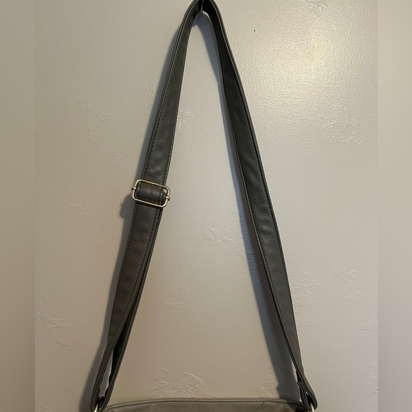 Steve Madden Gray Color Block Crossbody Bag Faux Leather Purse - Picture 5 of 10
